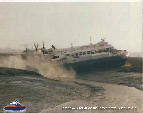 SRN6 Twin-prop (Mark 6) -  (credit: The <a href='http://www.hovercraft-museum.org/' target='_blank'>Hovercraft Museum Trust</a>).